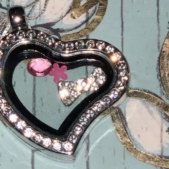 Floating Locket w/silver chain & Selenite Palm/Worry stone! - Picture 9 of 16